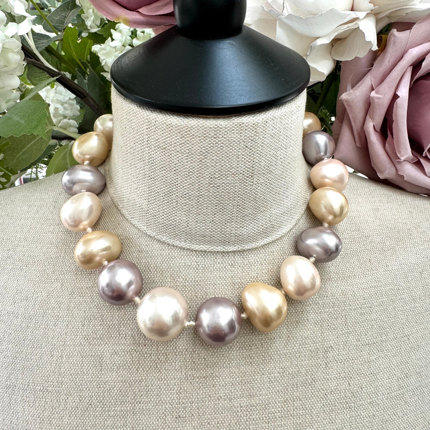 Ugo Correani Rare Graduating Vari Tone Faux Pearl Necklace