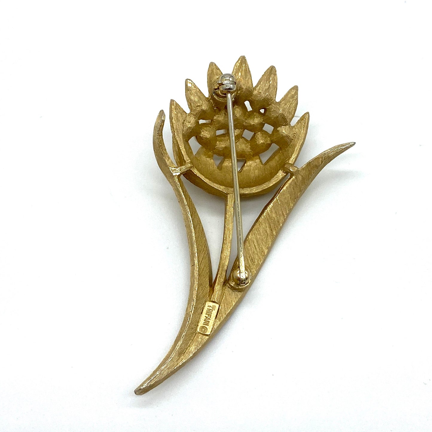 Crown Trifari Pearl Flower Textured Gold Plated Brooch 1960's