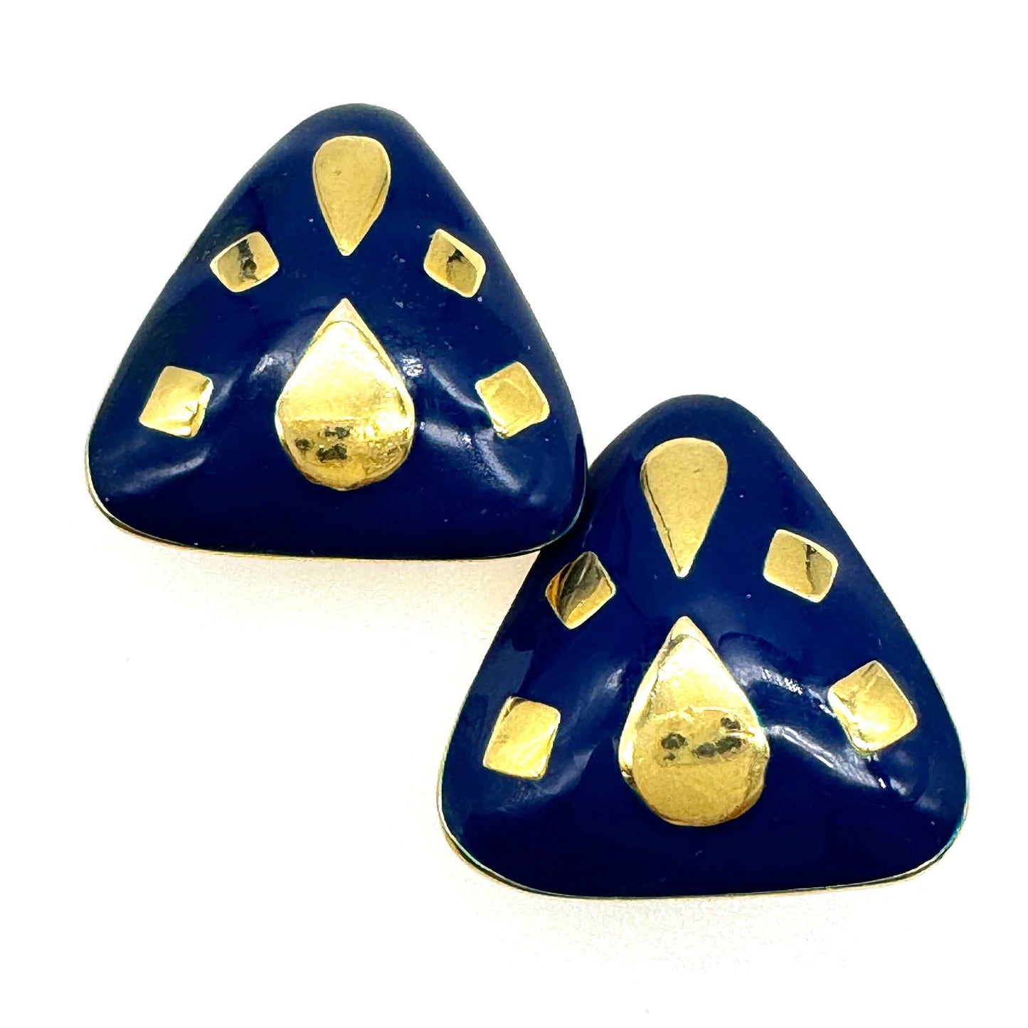 Unsigned Triangular Navy Blue Enamel Clip On Earrings