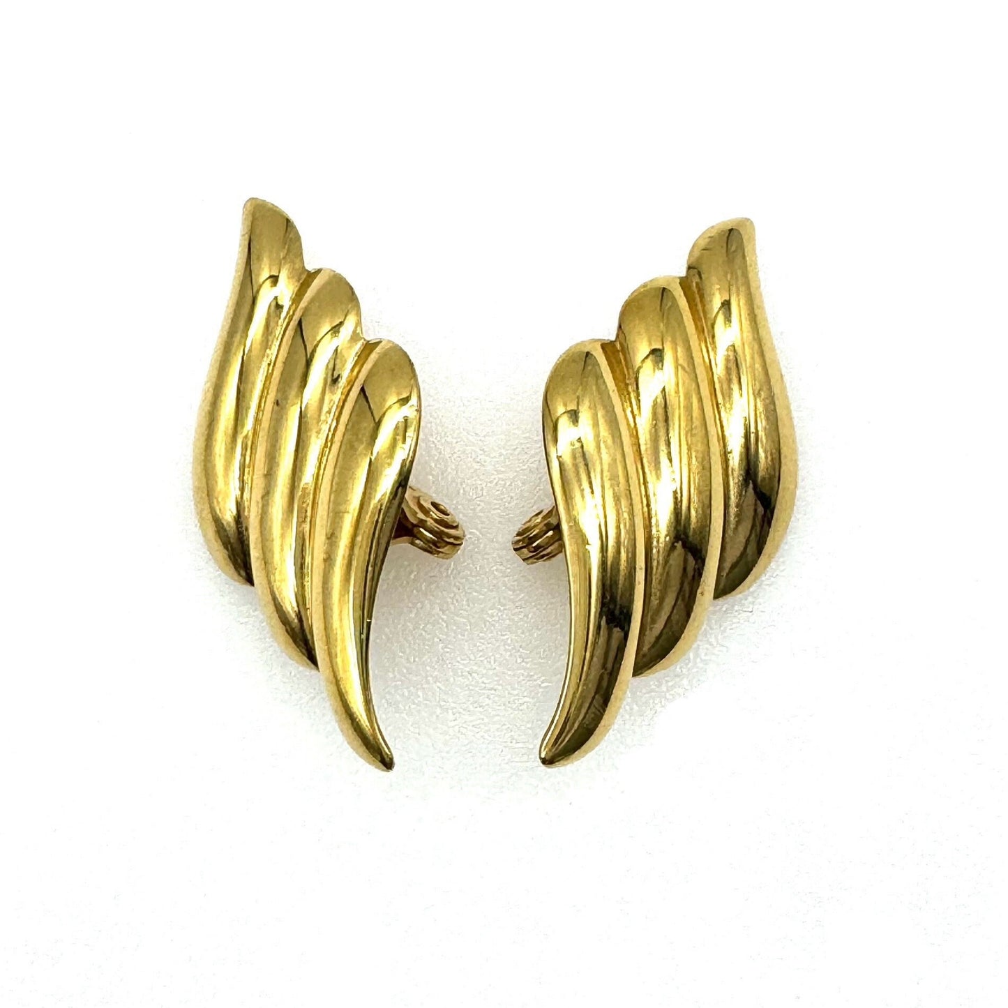 Monet Large Abstract Ribbed Clip On Earrings