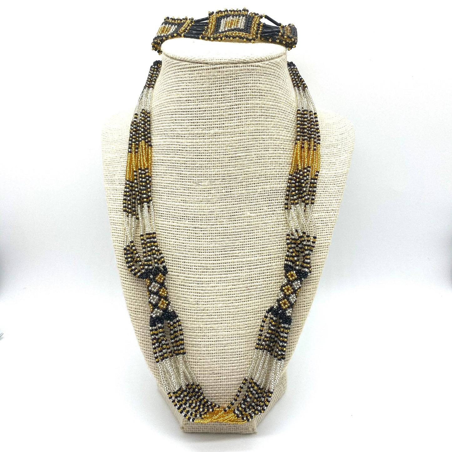 Collier et bracelet de perles amérindiennes