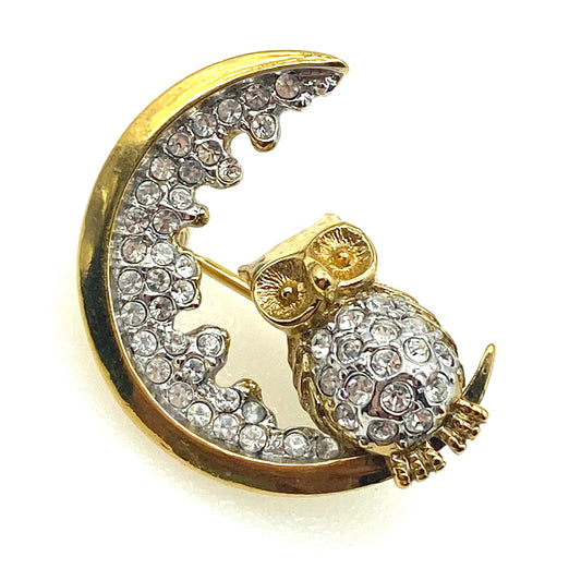 Attwood et Sawyer Owl dans la broche de lune