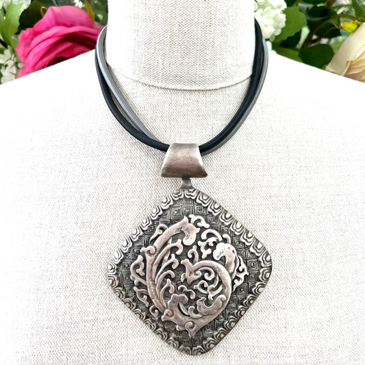 Collier tendance La Tribu Rigaux